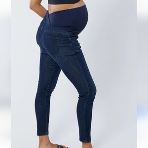 Skinny Dark Blue Maternity Jeggings Size 4